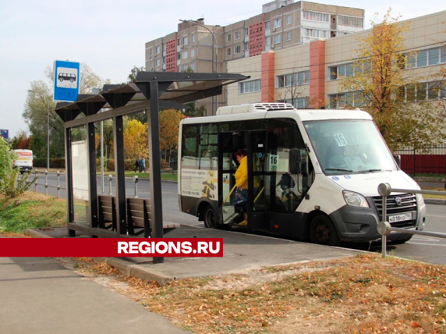 В Егорьевске вандалы разгромили несколько автобусных остановок