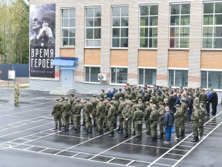 В легендарную 1-ю танковую армию набирают бойцов из Лосино-Петровского