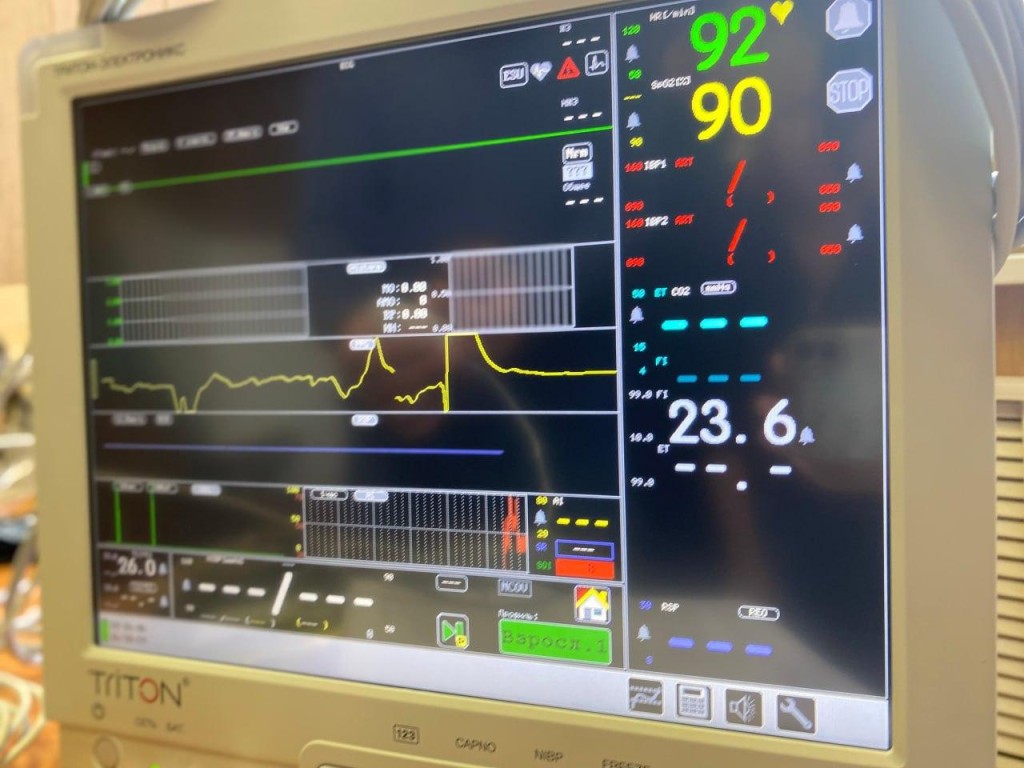 В больницах Подмосковья появились новые мониторы для отслеживания состояния пациентов