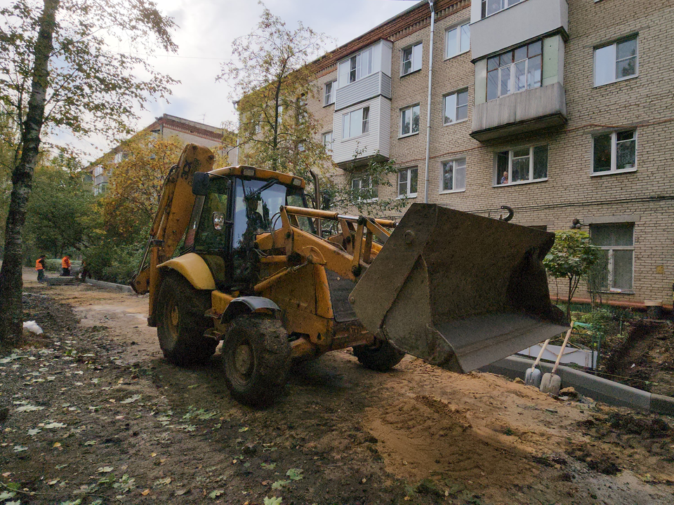 Благоустройство семи дворов проведут в округе в следующем году