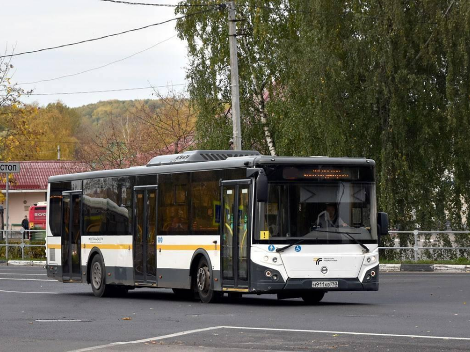 Пять автобусов дополнительно запустят на маршруте № 1201 для жителей Дрожжина