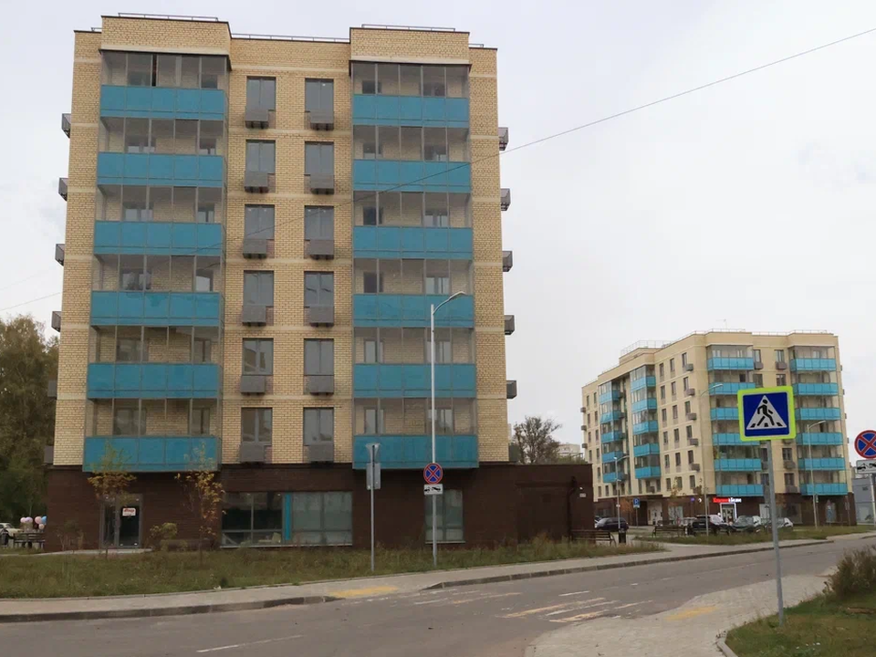 В новые квартиры переедут 15 семей из аварийных домов Дзержинского