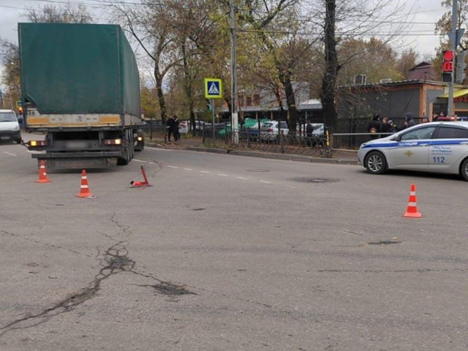 Фура сбила насмерть женщину в Подольске