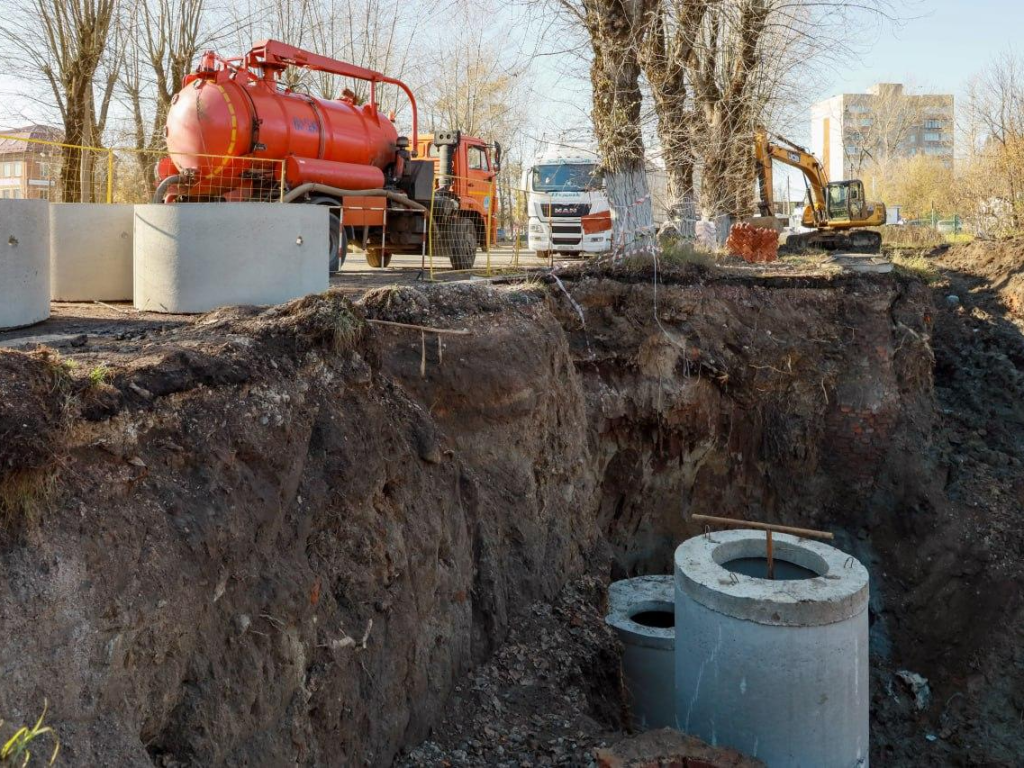 Два новых колодца избавили Скобяной поселок от запахов и изливов