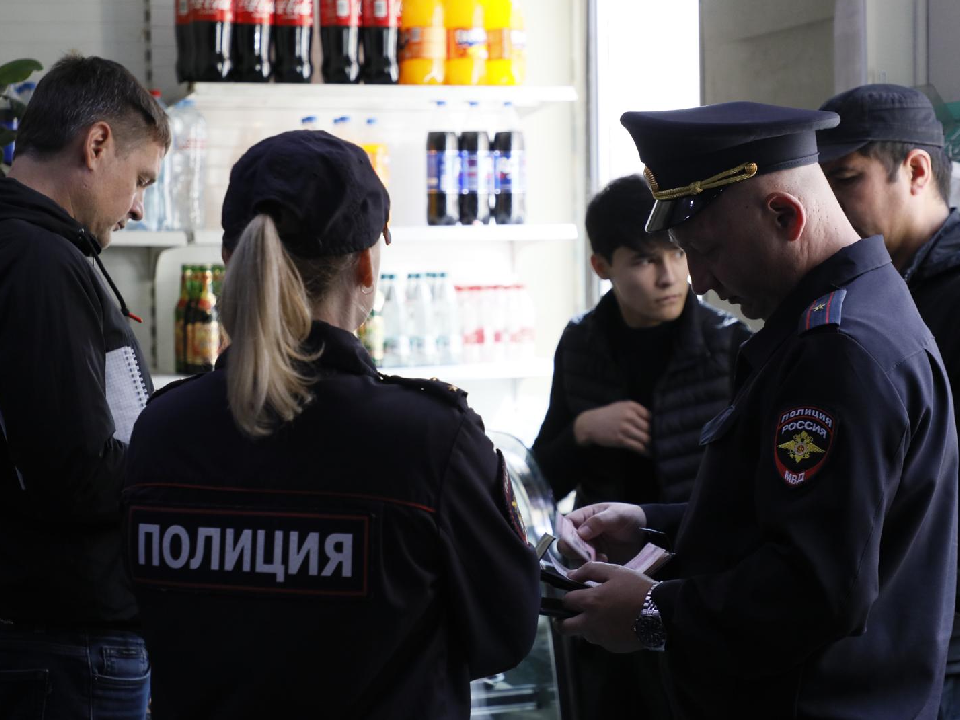 В Дмитрове снова выявили десятки нелегальных торговых объектов