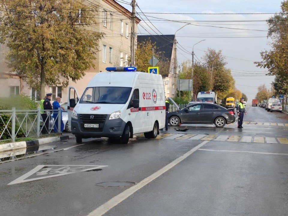 Два автомобиля столкнулись в Зарайске