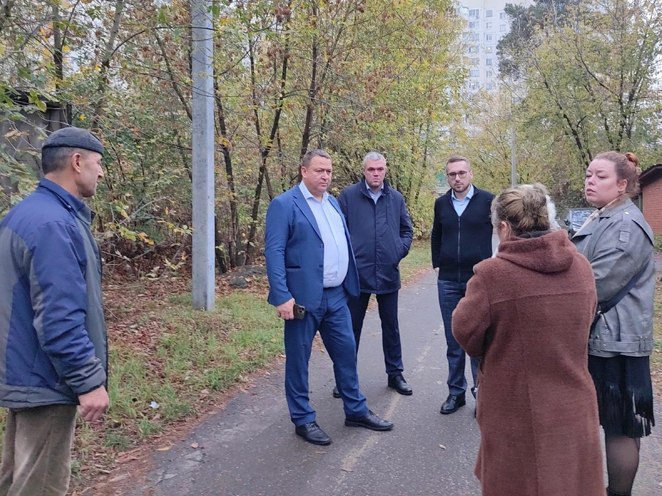 Ремонт улицы Советской в Октябрьском планируют провести в следующем году