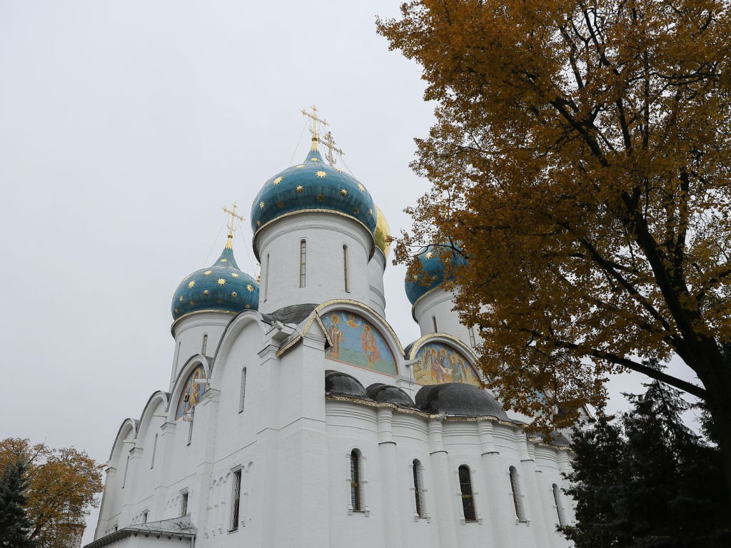 Патриарх Кирилл прибыл в Троице-Сергиеву лавру накануне Сергиева дня