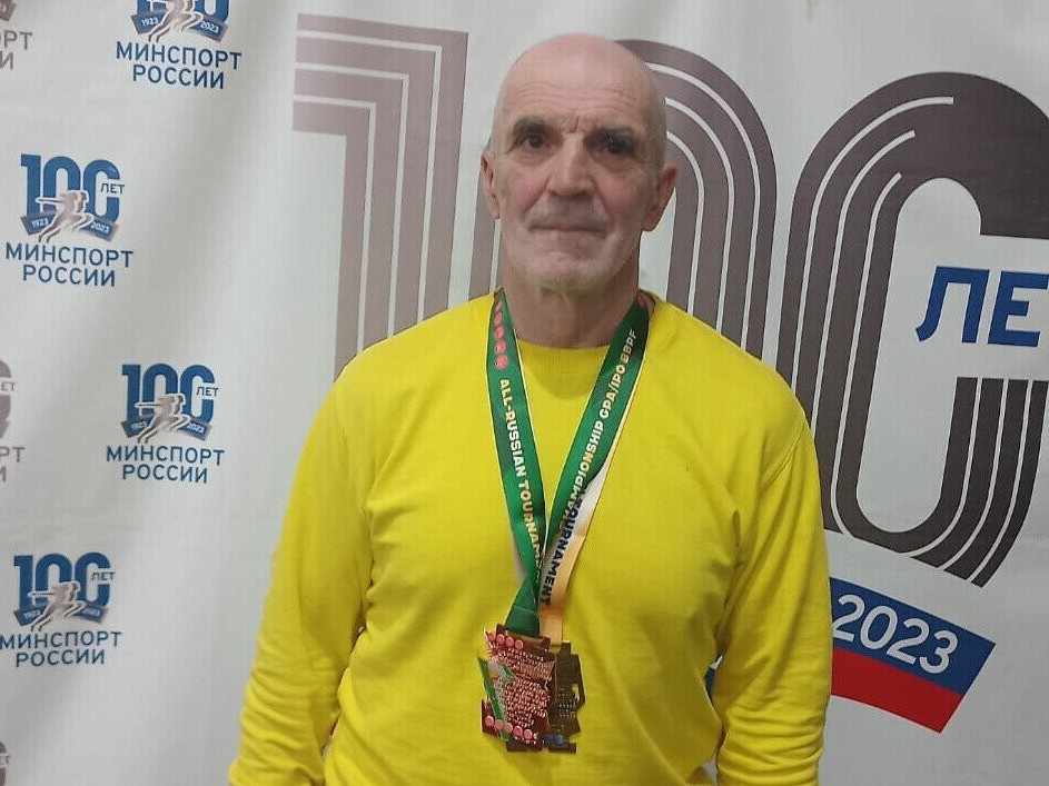 Спортсмен из Воскресенска в 67 лет стал чемпионом мира по жиму лежа
