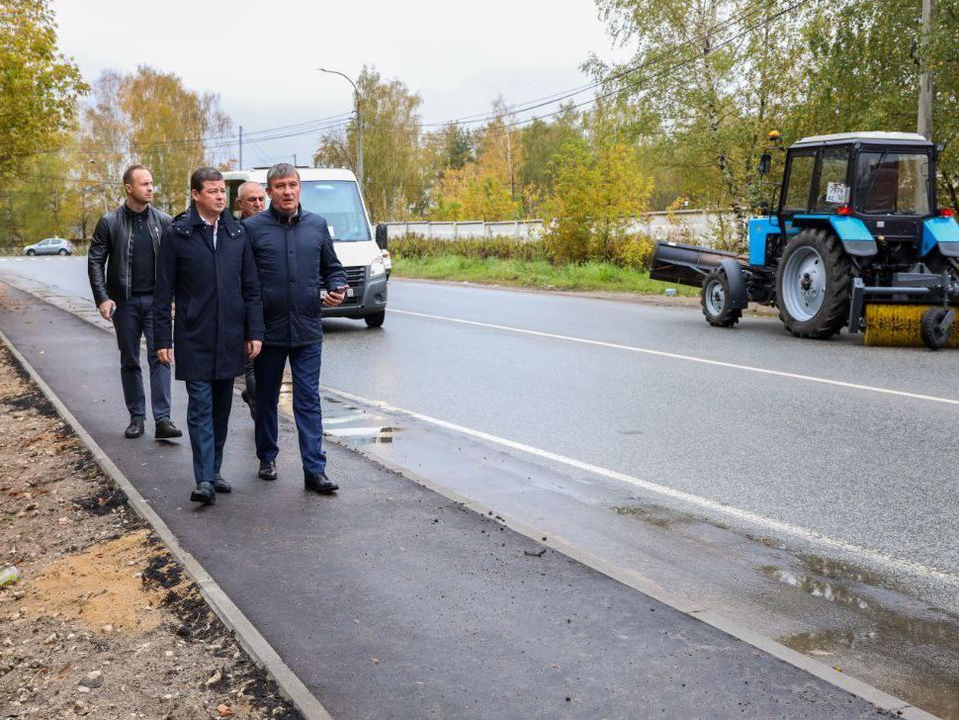 На Транспортном проезде достроили километровый тротуар