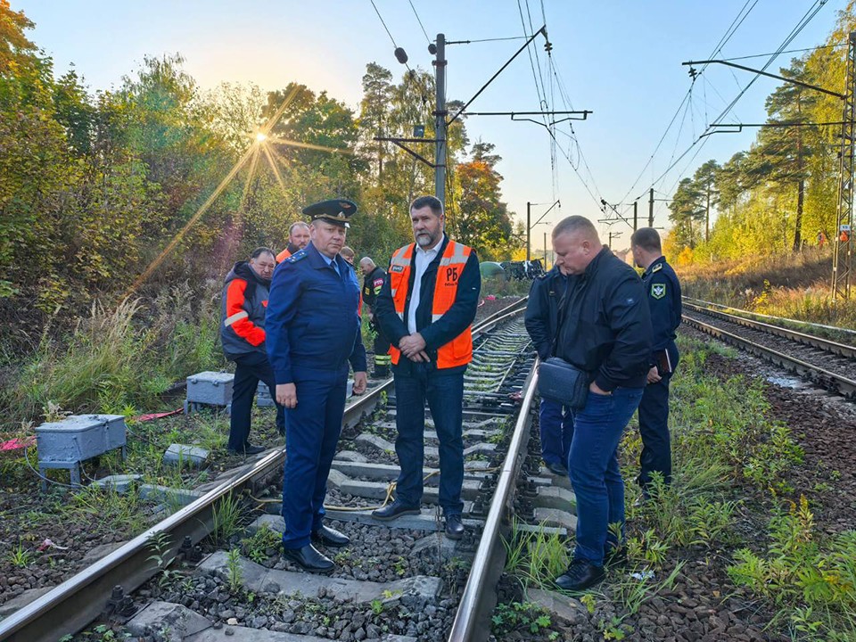 Появилось видео сошедших вагонов на Ярославском направлении МЖД