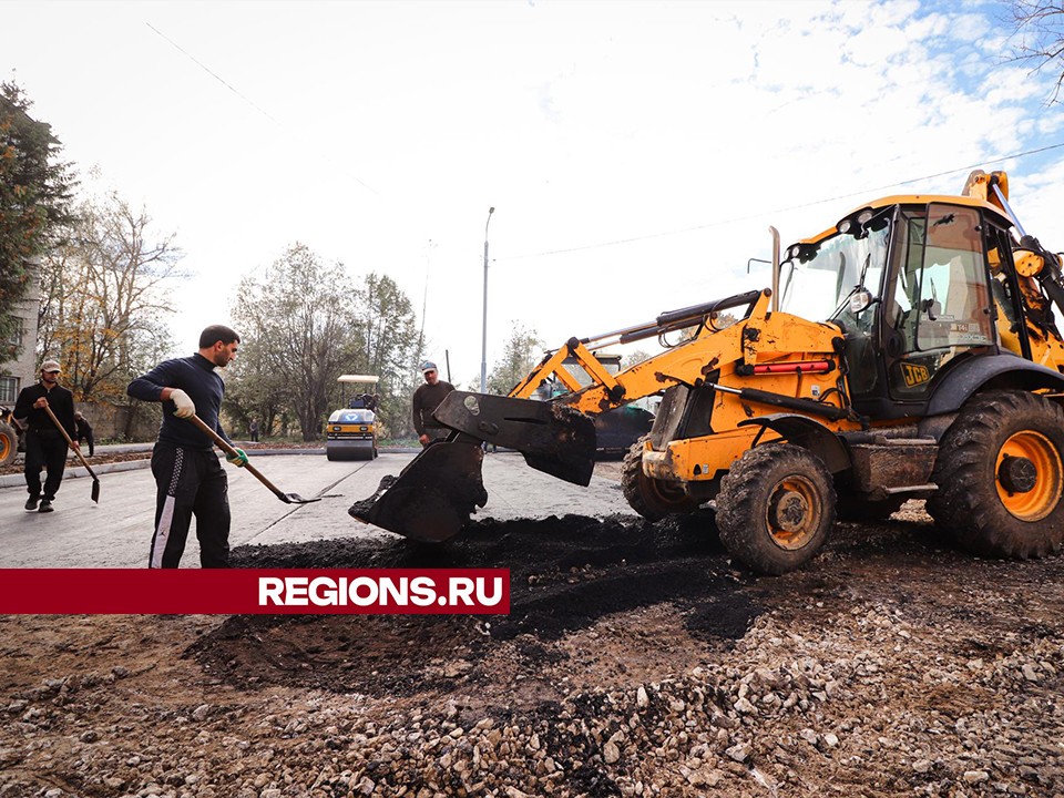В микрорайоне Клин-9 благоустроили дворы и расширили парковки