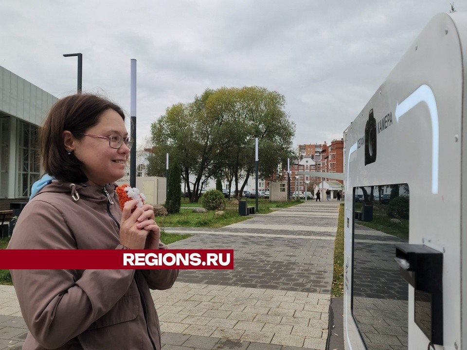 Фотобудку с моментальной печатью снимков установили в Центральном парке Лобни