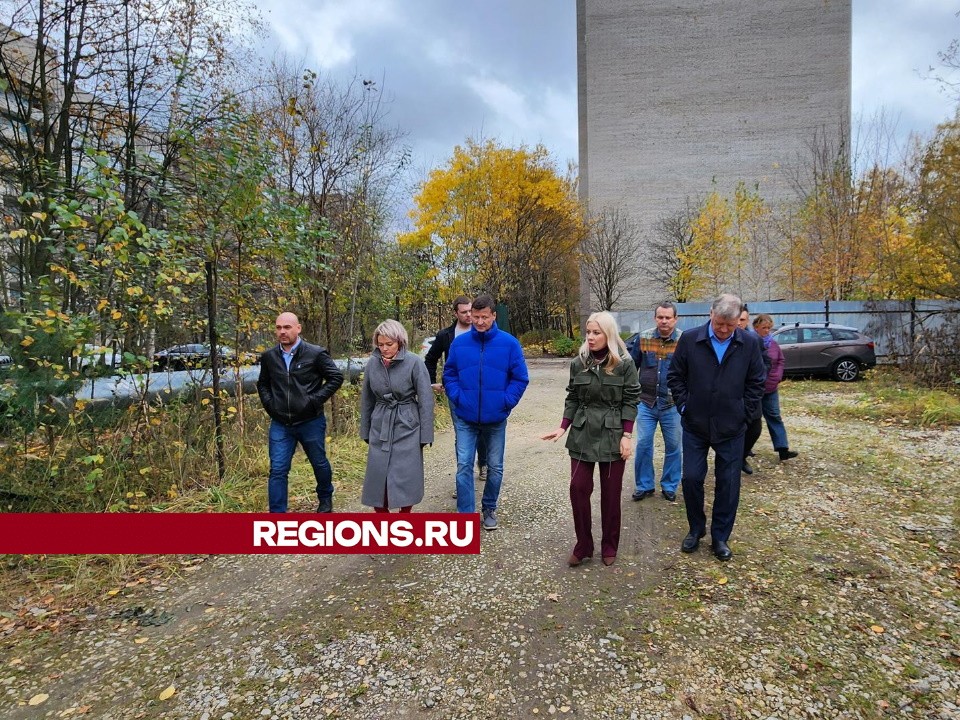 На месте заброшенного здания будет парковка в Протвине