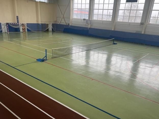 Место для игры в большой теннис организовали по просьбе жителей в деревне Огуднево