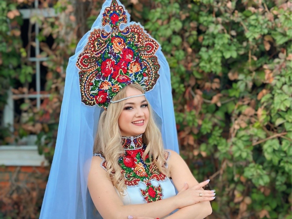 Мама двоих детей из Химок завоевала четыре титула в конкурсе «Миссис International — Россия 2024»