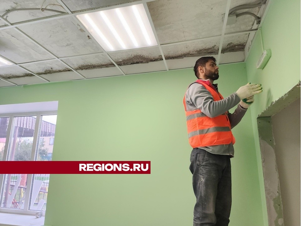 Новую систему электроснабжения смонтировали в Центре профориентации молодежи Серпухова