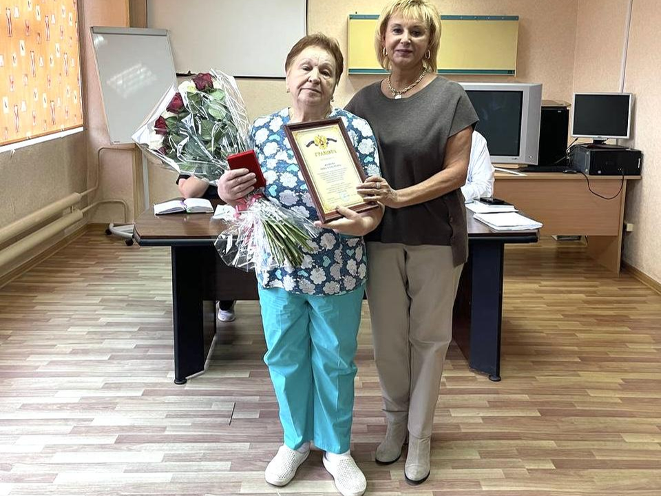 Медсестра детской больницы работает в здравоохранении Люберец более 60 лет
