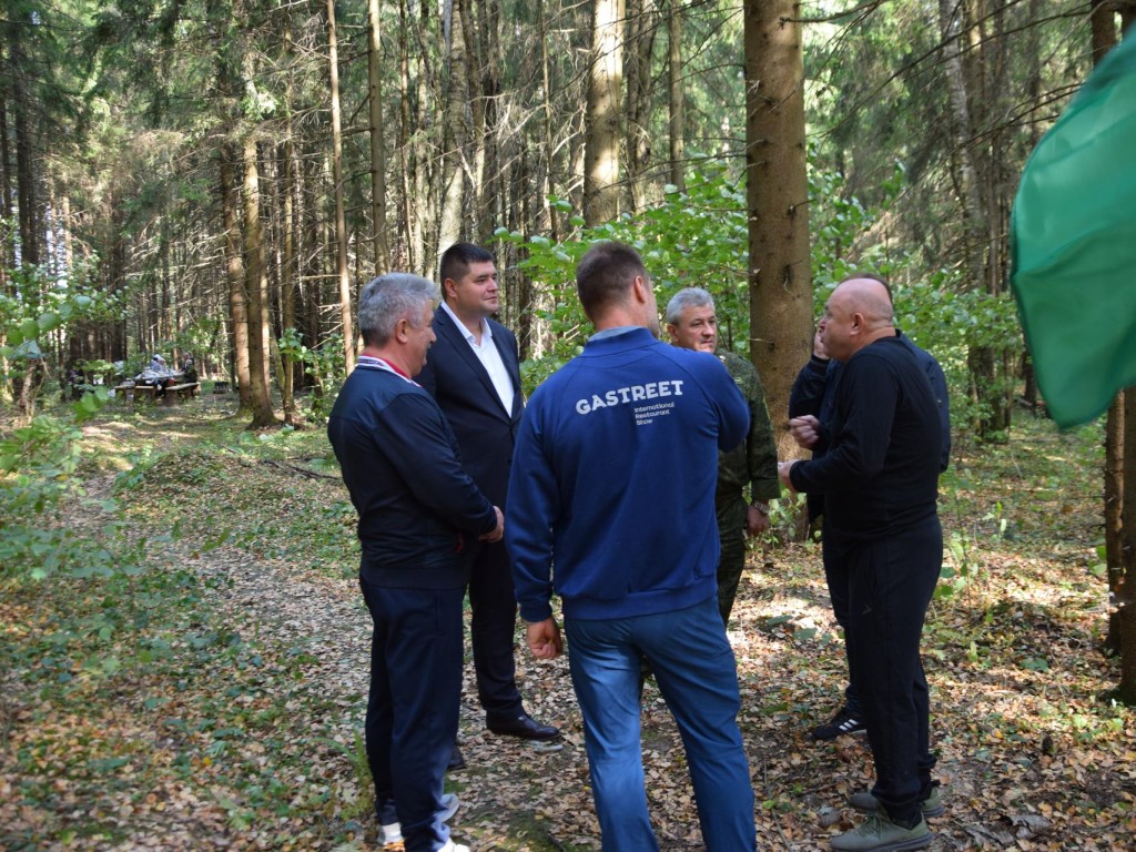 В Наро-Фоминске прошла акция «День в лесу. Сохраним лес вместе»