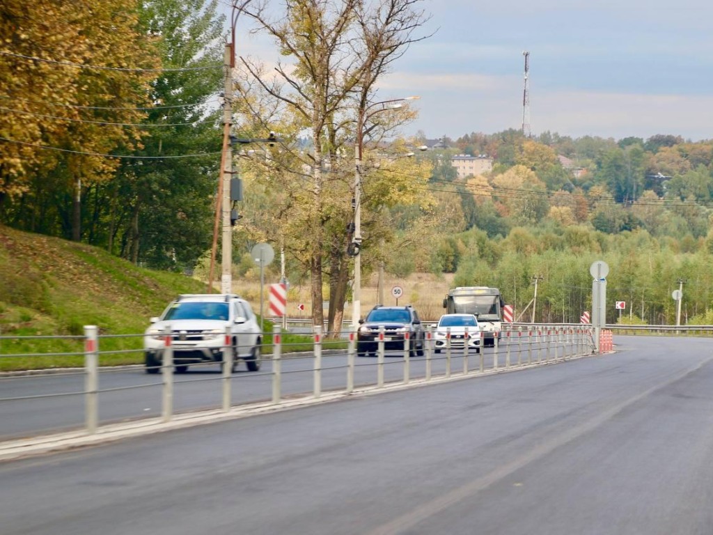 Приведно в порядок ограждение на девяти региональных дорогах Подмосковья