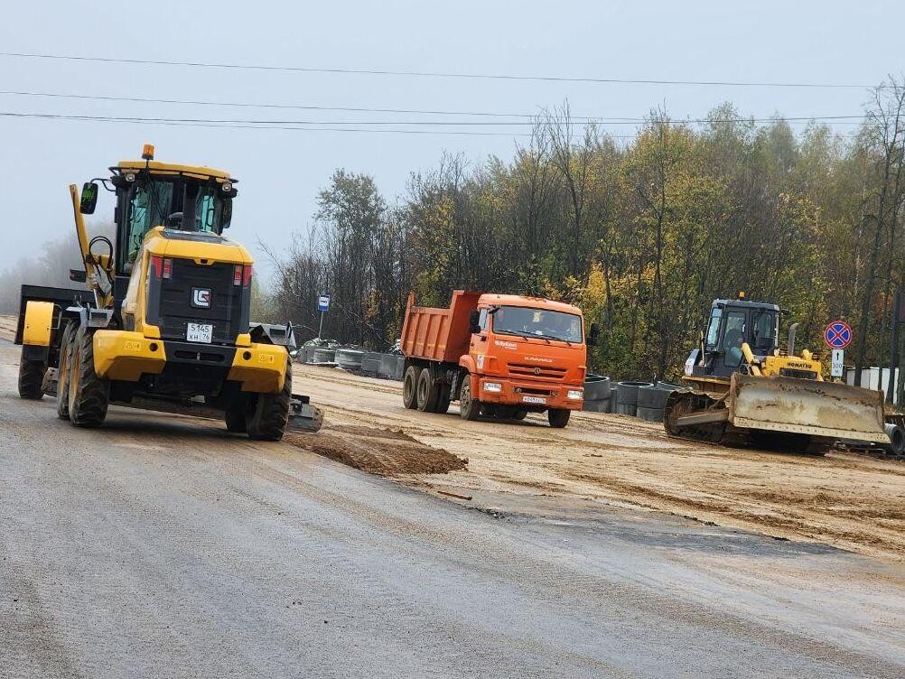 На участке Минского шоссе под Рузой расширяют дорогу