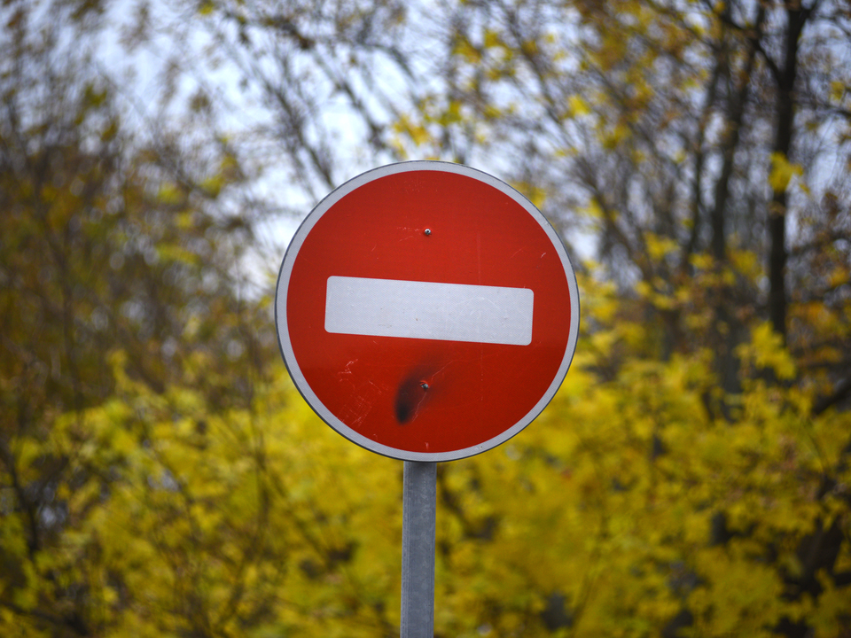 Дорожники до конца недели пообещали организовать выезд на М5 в область и изменить разметку