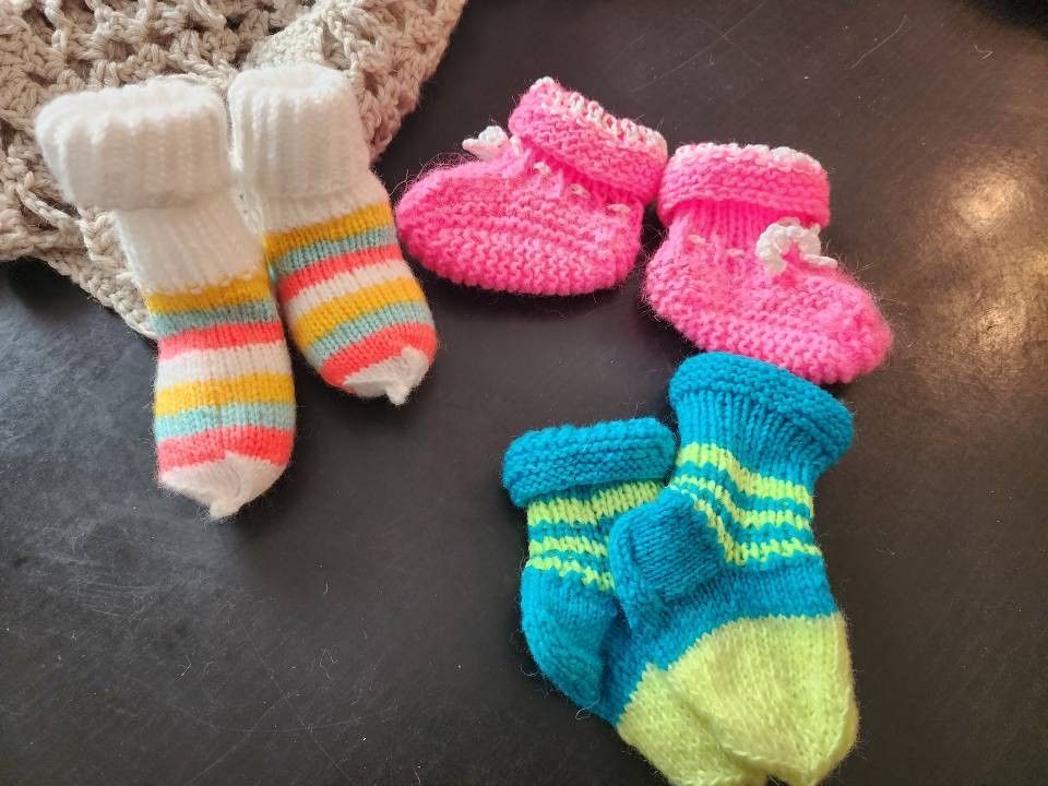 Жители Воскресенка отдают старые вещи мешками через соцсети