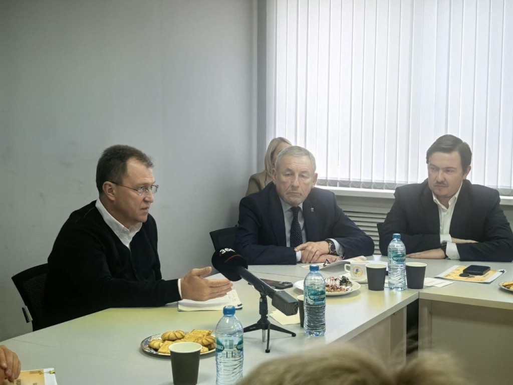 Бюджет округа на 2025 год в неформальной обстановке обсудили в Ногинске с жителями