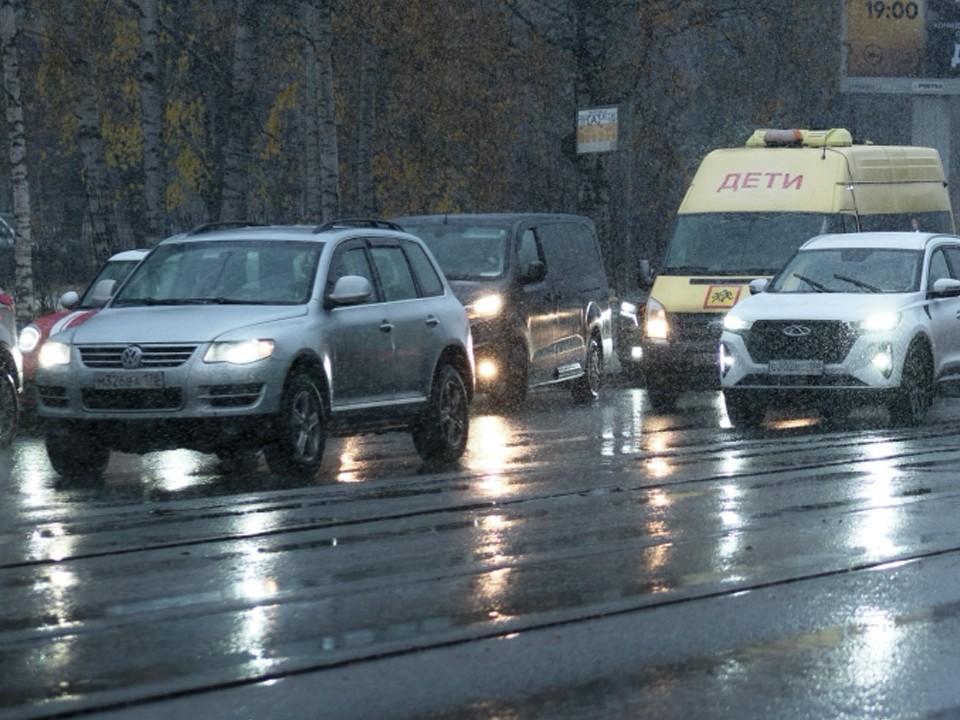 Число автомобилей на дорогах Подмосковья увеличилось на 1% по сравнению с сентябрем