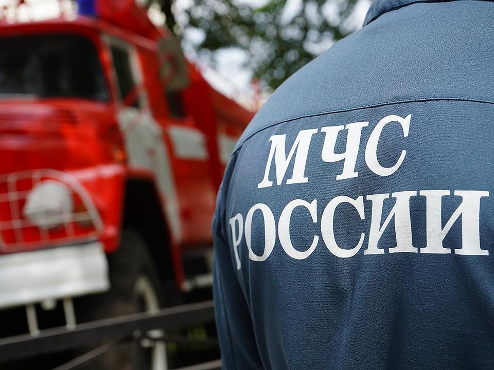 Жителям Подмосковья напомнили о пожарной безопасности осенью и зимой