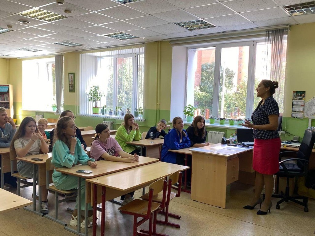 В Селятинской школе № 1 погрузились в атмосферу Дня дополнительного образования