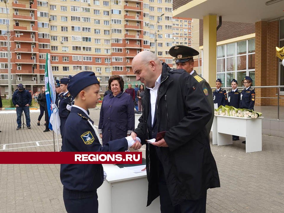 Кадеты Свердловской школы №2 в Лосино-Петровском приняли присягу