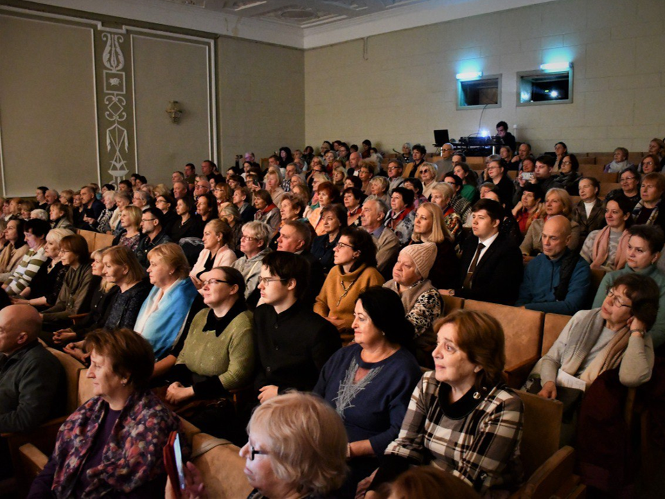 Благодарность и поздравления: волонтеры «Жуковяза» отмечают двухлетие образования группы