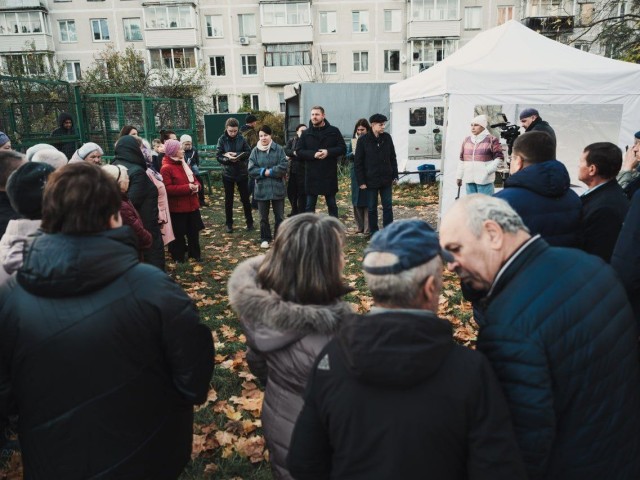 Жители поселка Медное-Власово добиваются улучшений