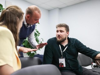 Где взять деньги на свое дело рассказали молодежи успешные бизнесмены на съезде в Мытищах