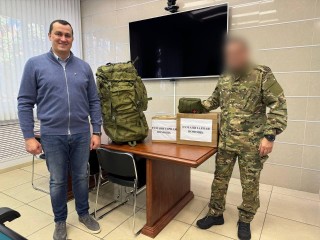 Предприятие «БКС» передало добровольцу из Орловской области необходимую амуницию