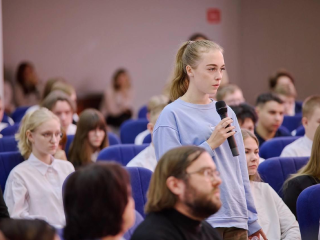 Павлово-Посадскому техникуму подарили икону Архангела Михаила