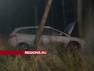 В Орехово-Зуеве выходивший из машины водитель погиб от удара током