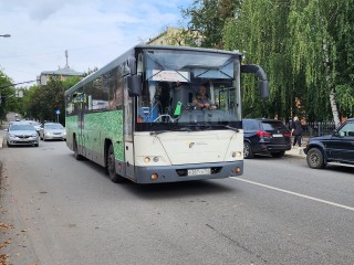 Звенигородец поблагодарил водителя автобуса №881К за возврат ценных вещей и денег