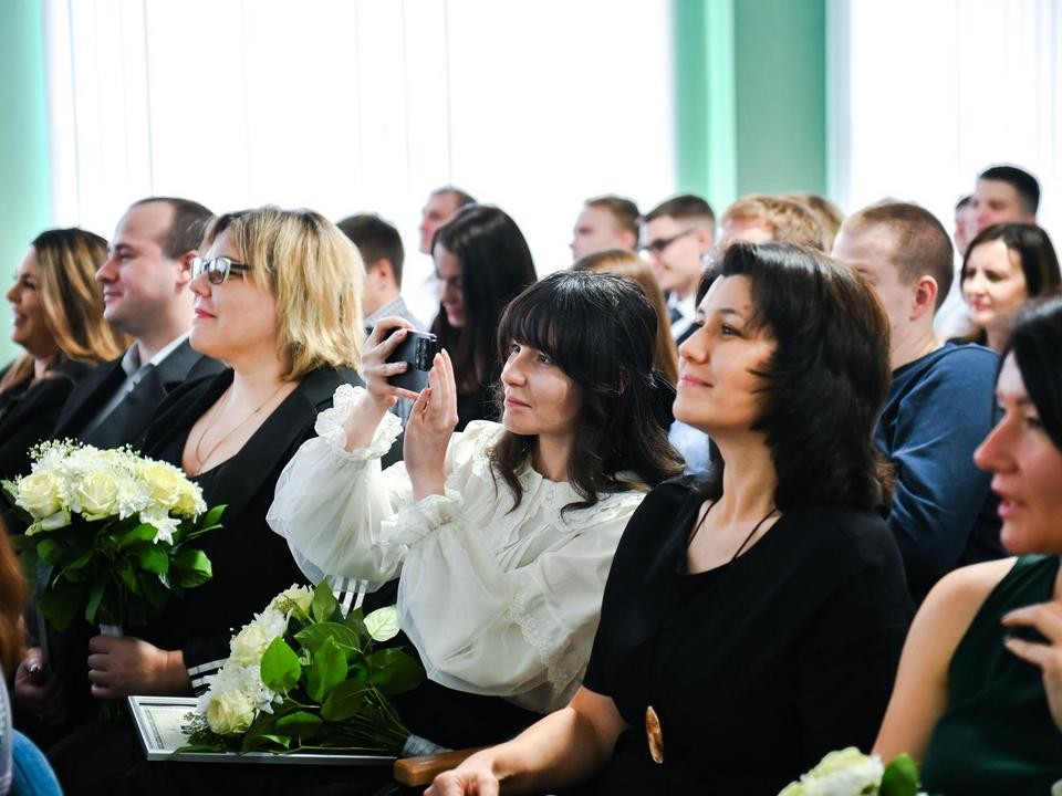 Тысячи химчан проконсультировали по вопросам оплаты налогов в офисе ИФНС на улице Панфилова