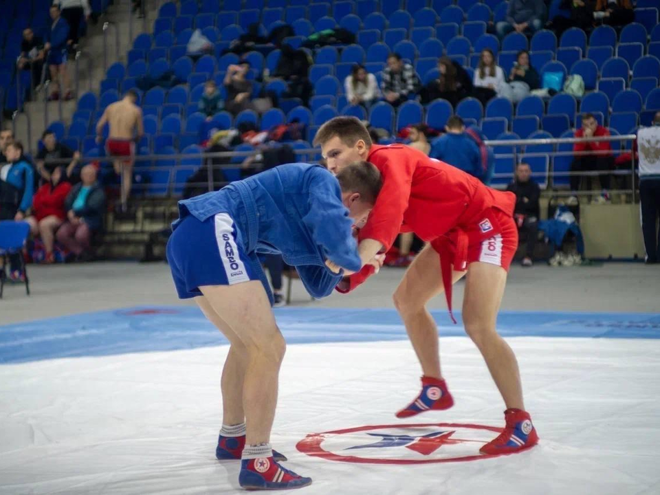 Дзержинские самбисты стали лучшими на чемпионате Московской области