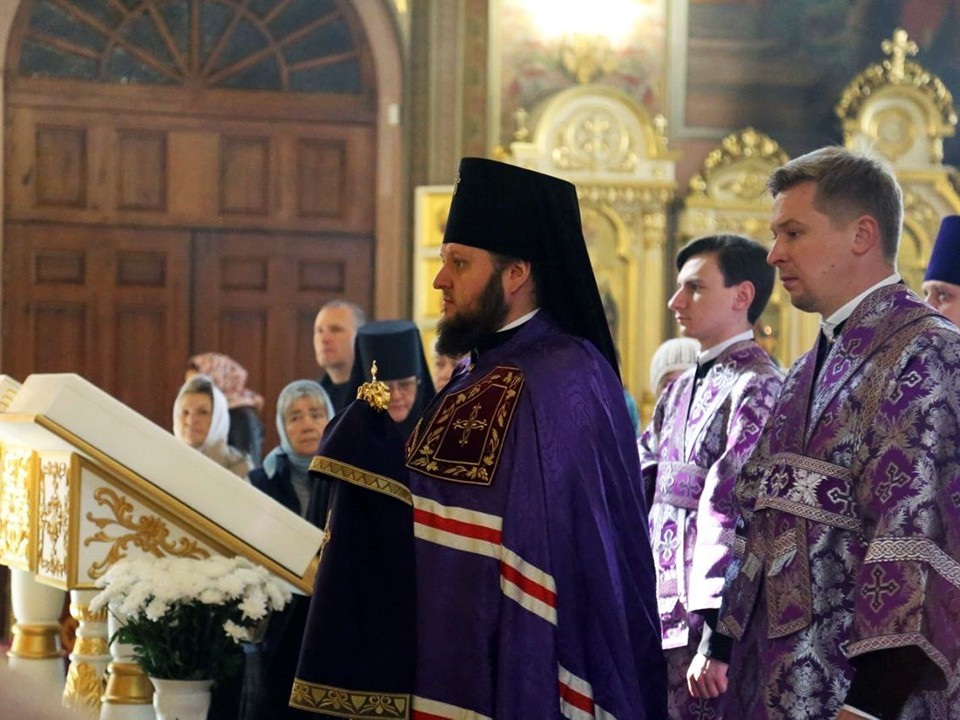 Архиепископ Подольский и Люберецкий Аксий возглавит службу в юбилей Всехсвятского храма