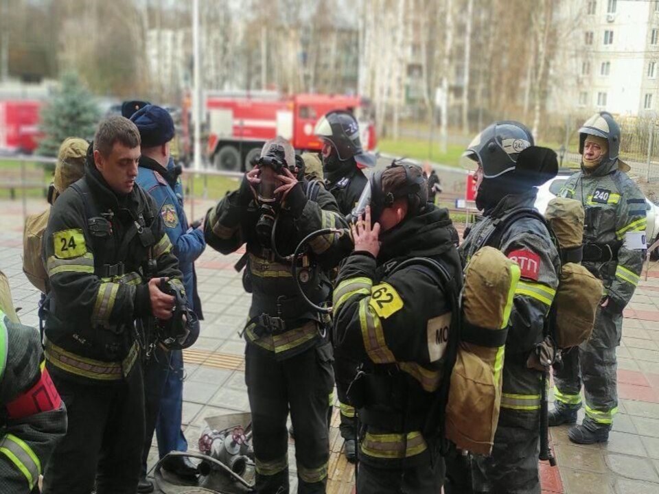 Тренировка пожарных прошла в здании ДК под Ногинском