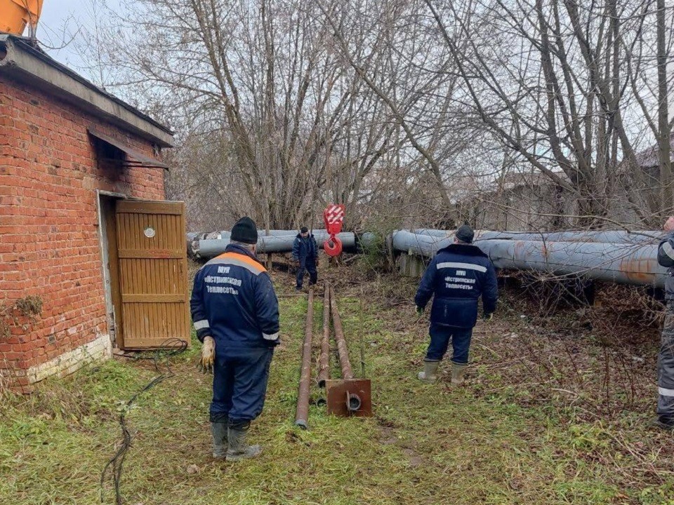 Специалисты МУП «Истринская теплосеть» успешно заменили глубинные насосы по 27 адресам городского округа Истры с начала 2024 года