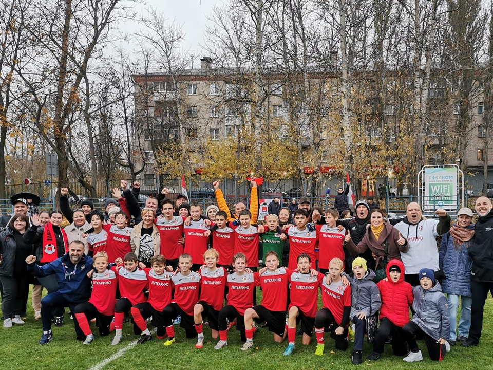 Футболисты из Лыткарина второй год подряд становятся чемпионами соревнований Московской области по футболу