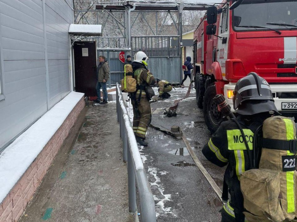 На хлебзаводе в Дедовске потушили условный пожар и отрепетировали эвакуацию сотрудников