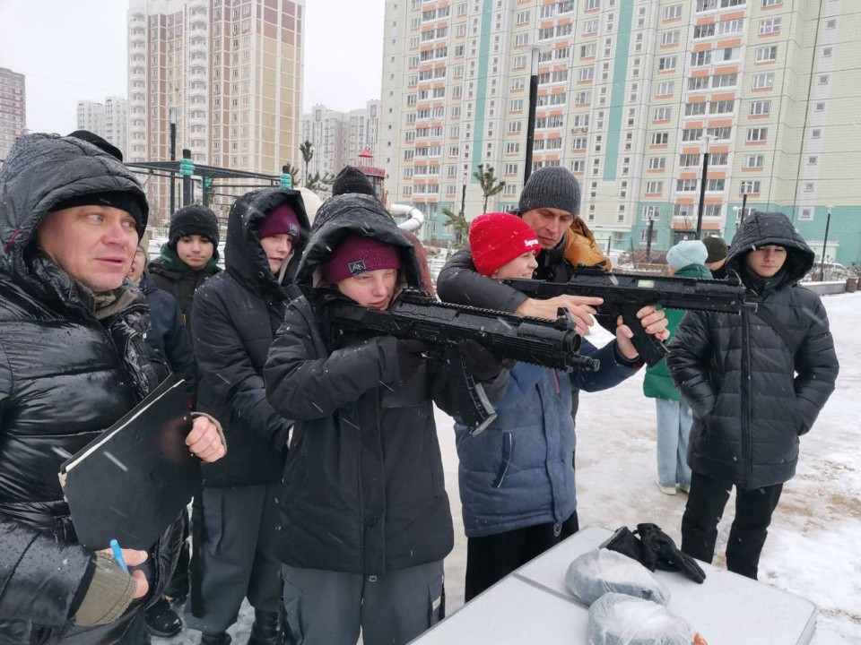 В микрорайоне Кузнечики определили «героя двора»