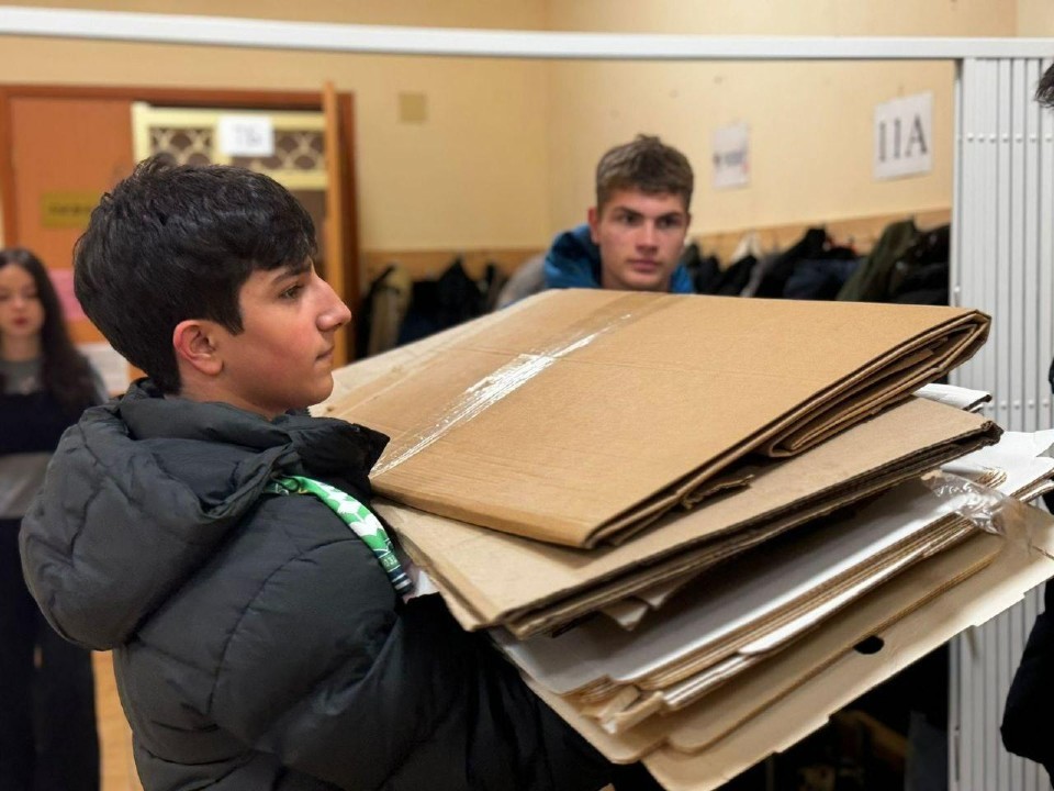 Химкинские школьники претендуют на победу в акции по сбору макулатуры «БумБатл»