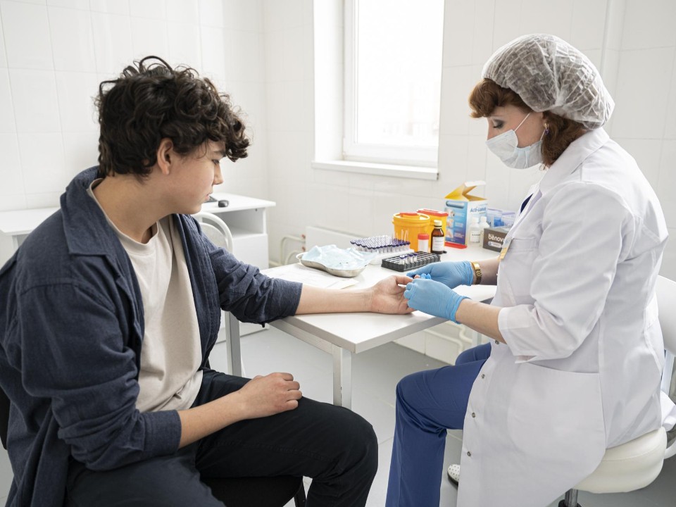 Порядка 40 тысяч детей прошли медосмотр в Ленинском округе в 2024 году