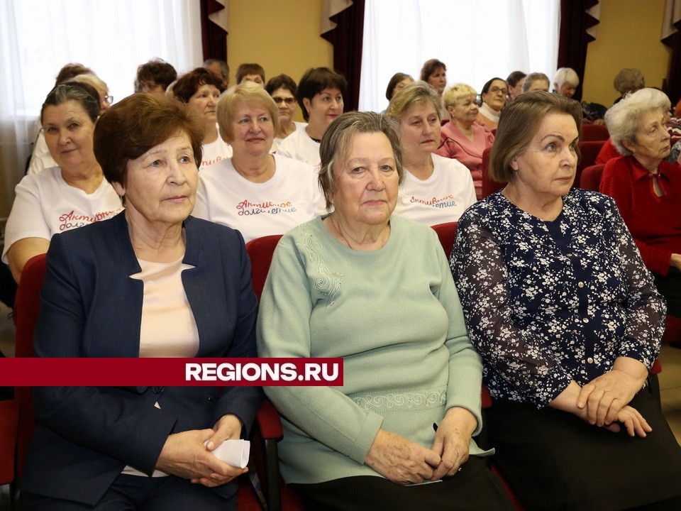 В Луховицах представители старшего поколения могут научиться у врачей, как беречь здоровье